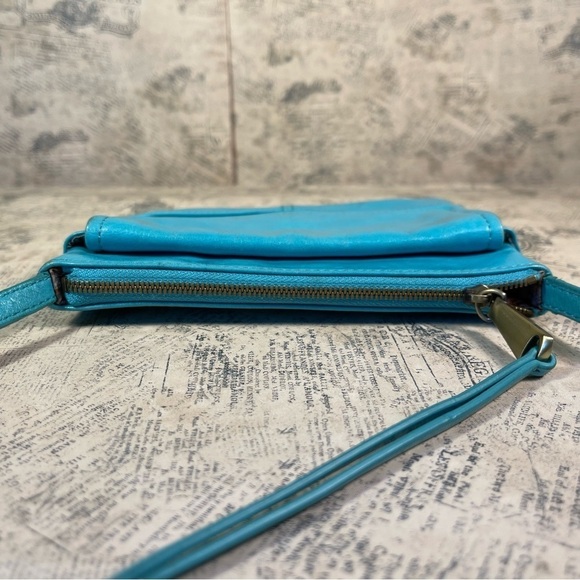 HOBO mini crossbody leather bag - Picture 7 of 14